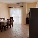 Dine Apartment